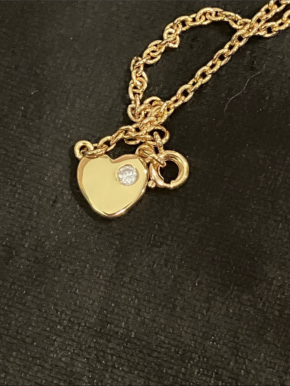 Vintage Juicy Couture Gold Tone Crystal “Love Juicy” Heart Pendant Necklace - Picture 4 of 6
